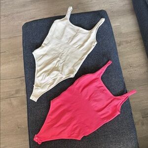 Amazon Essentials Women's Ribbed Bodysuits - Cream and Pink